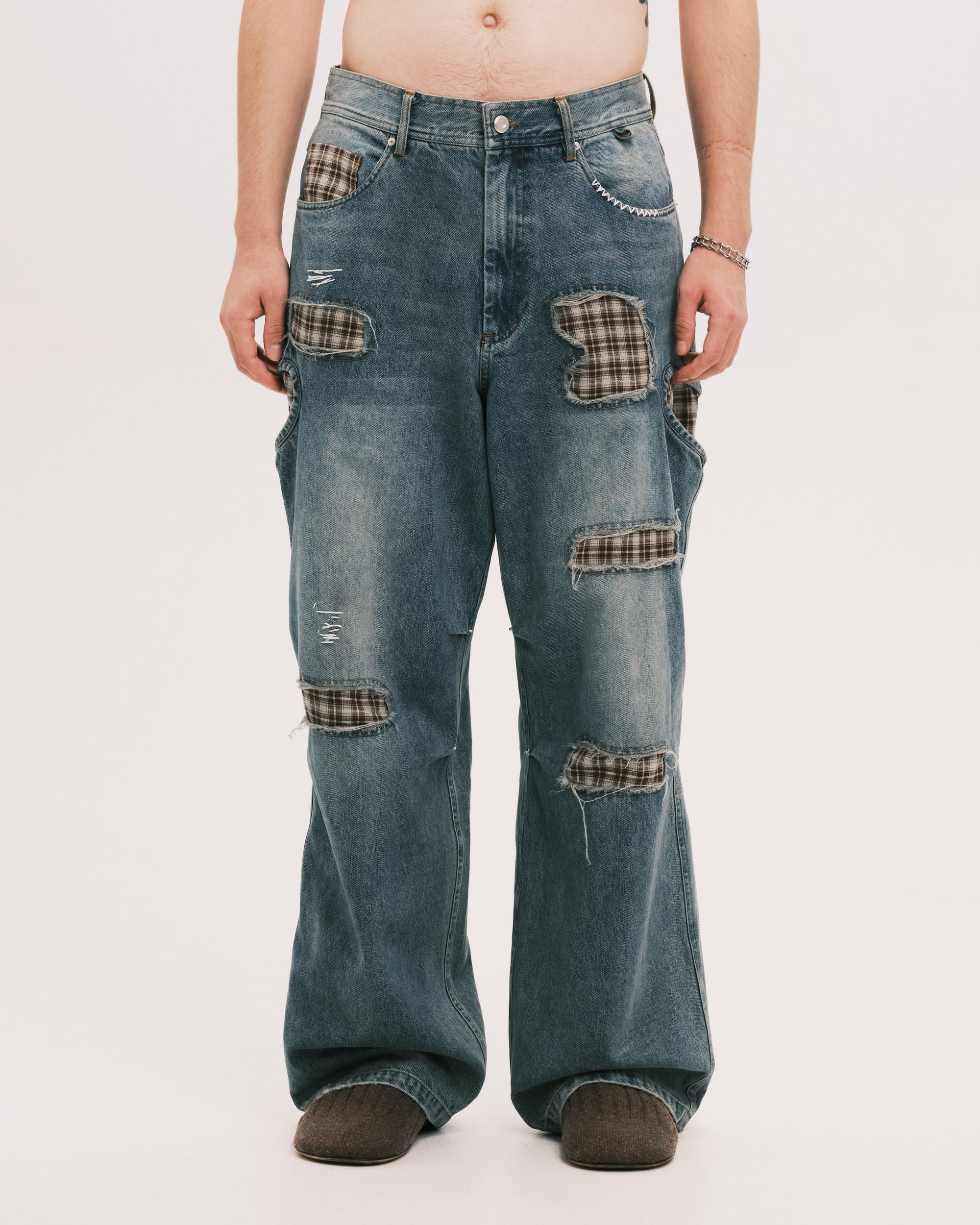 Patch denim pants